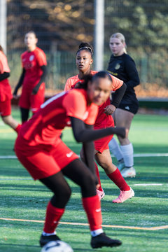Bild 364 - wBJ VfL Pinneberg2 - Eimsbuttler TV 3 : Ergebnis: 5:0